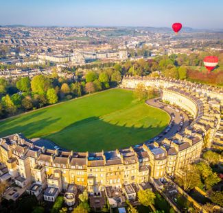 Airport transfer company in Bath