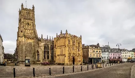 Airport transfer and chauffeur service in Cirencester
