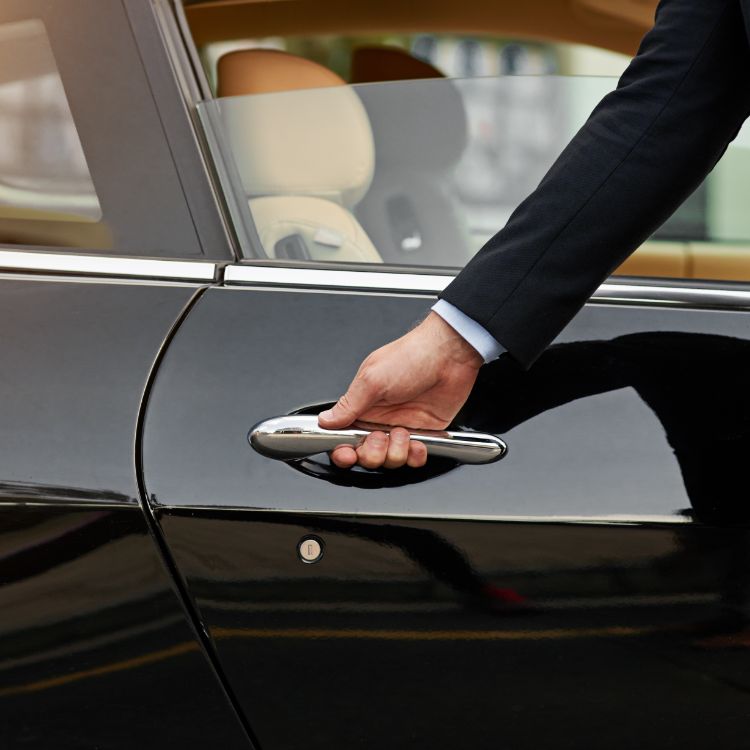 High quality chauffeur and transport services from Aston Parker Executive Cars